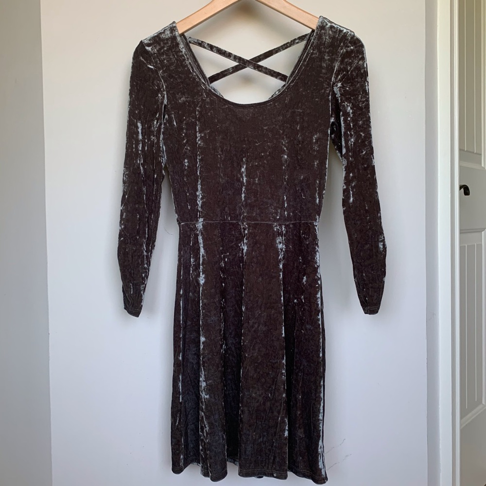 American Eagle Green Velour Long Sleeve Dress